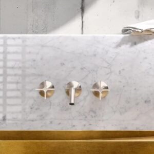 Vaia Wall-mounted Basin Mixer without Pop-up Waste 190 mm | Dornbracht |  Brushed Durabrass (23kt Gold) - Image 2