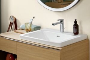 Subway 3.0 Wall Mounted Washbasin | Villeroy & boch | White Ceramic - Image 7